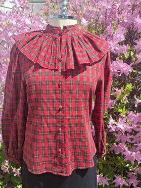 Vintage 7/8JR Something Elsie, black & red plaid, cotton blouse with detachable